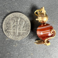 Load image into Gallery viewer, Vintage 18K Yellow Gold Banded Agate Bead Cat Charm Pendant
