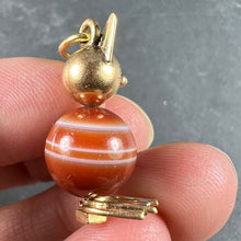 Load image into Gallery viewer, Vintage 18K Yellow Gold Banded Agate Bead Cat Charm Pendant
