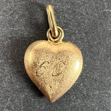 Load image into Gallery viewer, Vintage Italian 18K Yellow Gold Puffy Heart 60 Charm Pendant
