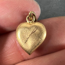 Load image into Gallery viewer, Vintage Italian 18K Yellow Gold Puffy Heart 60 Charm Pendant
