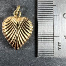 Load image into Gallery viewer, Vintage 18K Yellow Gold Ridged Puffy Heart Charm Pendant

