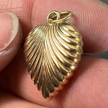Load image into Gallery viewer, Vintage 18K Yellow Gold Ridged Puffy Heart Charm Pendant
