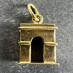Vintage French Arc de Triomphe 18K Yellow Gold Charm Pendant