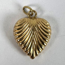 Load image into Gallery viewer, Vintage 18K Yellow Gold Ridged Puffy Heart Charm Pendant
