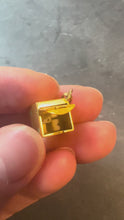 Load and play video in Gallery viewer, French Art Deco Die with Miniature Dice 18K Yellow Gold Enamel Charm Pendant
