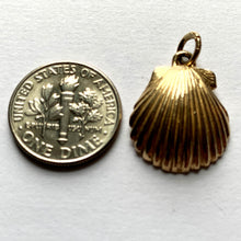 Load image into Gallery viewer, 14K Yellow Gold Clam Shell Charm Pendant
