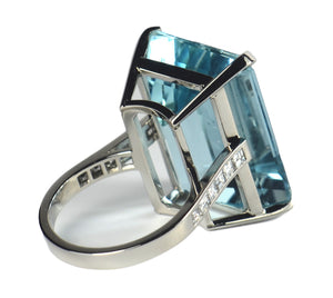 32.70 Carat Aquamarine Diamond Platinum Cocktail Ring