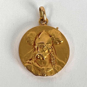 French Dropsy Vercingetorix Gaul 18K Yellow Gold Pendant Locket