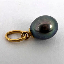 Load image into Gallery viewer, 18K Yellow Gold Tahitian Black Pearl Pendant
