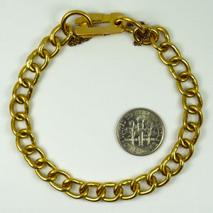 18 Karat Yellow Gold Faceted Curb Link Bracelet