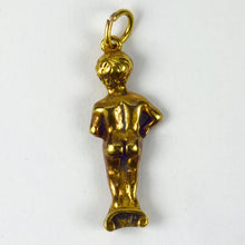 Load image into Gallery viewer, 18K Yellow Gold Manneken Pis Dutch Statue Charm Pendant
