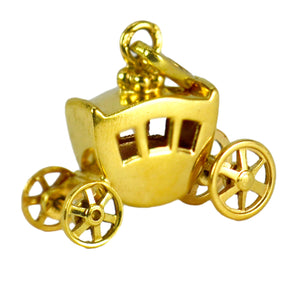 French 18 Karat Yellow Gold Carriage Charm Pendant