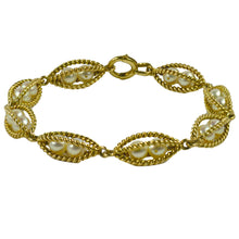 Load image into Gallery viewer, French 18 Karat Yellow Gold Caged Pearl Bracelet
