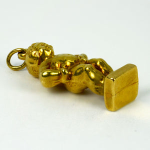 18 Karat Yellow Gold Manneken Pis Charm Pendant